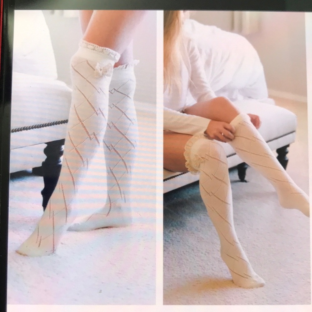 Thigh high Crochet socks leg warmer with a bow ivory 🔥 NEW NWT ADORABLE